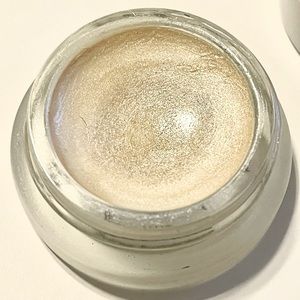 RMS Beauty Living luminizer